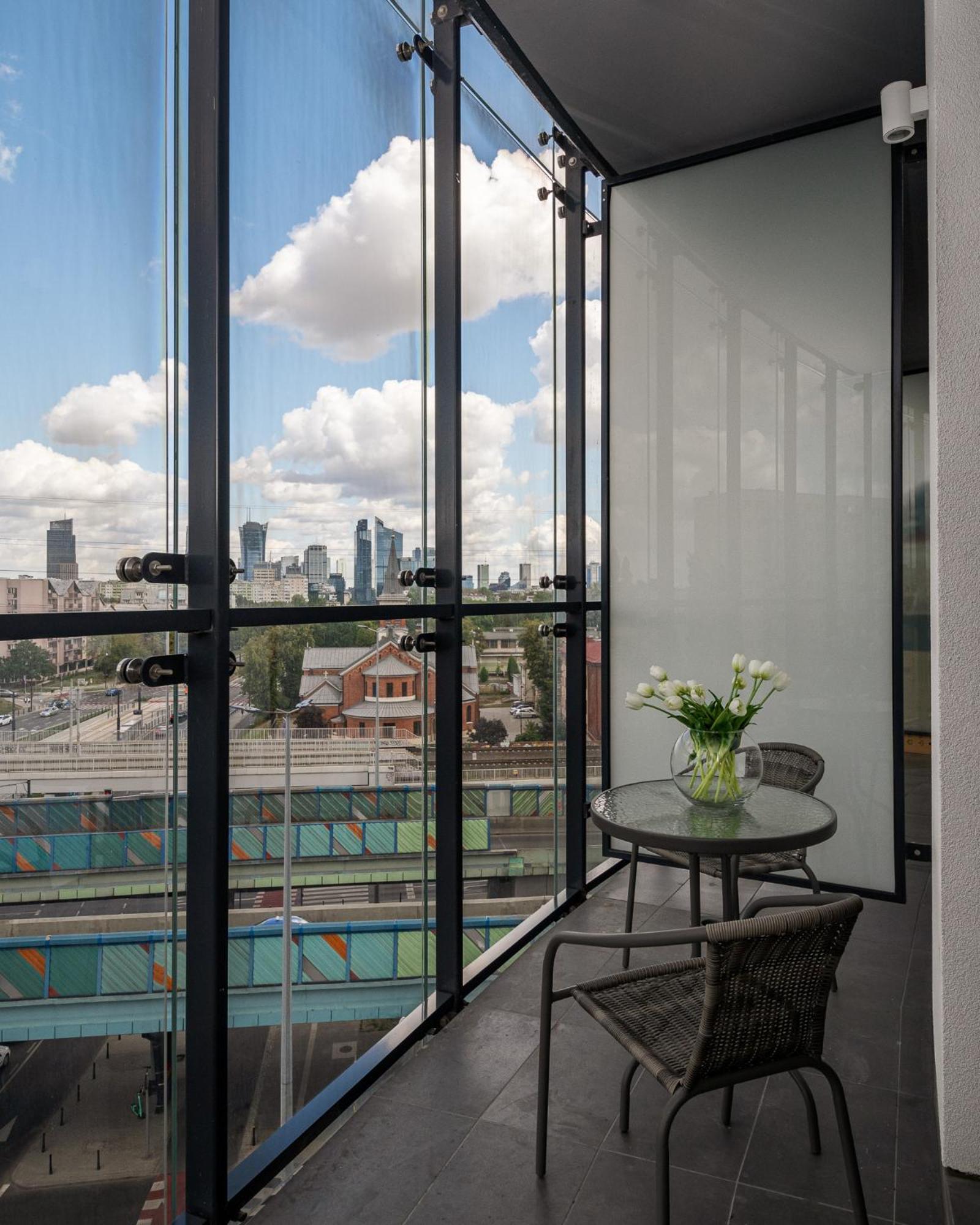 Kasprzaka 29 Wola Tower Expo By Perfect Apart Warsaw Exterior photo